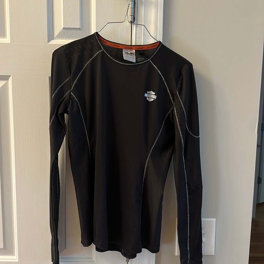Harley Davidson Women’s Performance Vented long sleeve tee, black size SMALL
